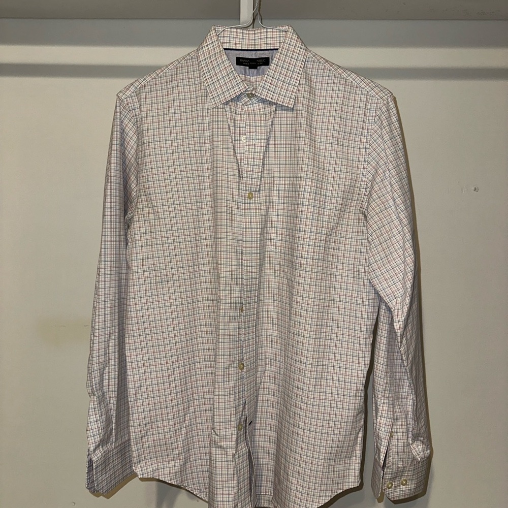 Men’s Banana Republic Classic Fit Dress Shirt. BARELY WORN!!